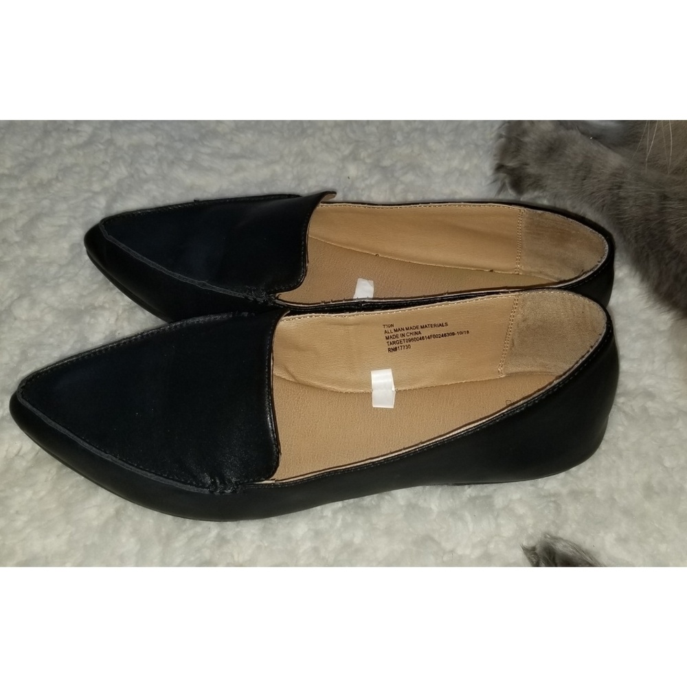 Pointed flats